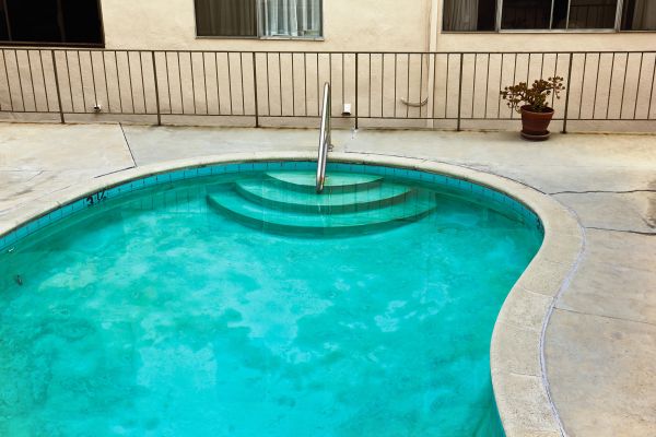 Concrete Pool Crack Repair