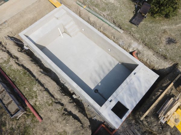 Gunite Pool Crack Repair