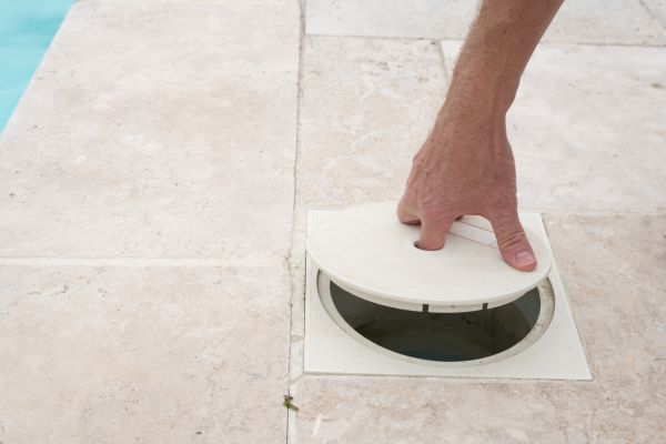 Pool Skimmer Cleaning